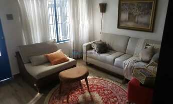 Imagem: Metrô Praça da Árvore, Sobrado com 3