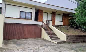 Imagem 2: Casa a venda no Jardim lindoia com 3 dormitórios sendo 1 suite, sala, área de serviço, 3 b