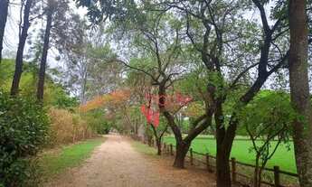 Imagem 3: Chácara à Venda: Elegância Rústica no Condomínio Hípica RIbeirao Preto/SP R$ 2.700.000,00
