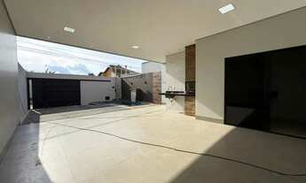 Imagem 3: Casa 3 quartos amplos e muito espaço de frente - região Havan