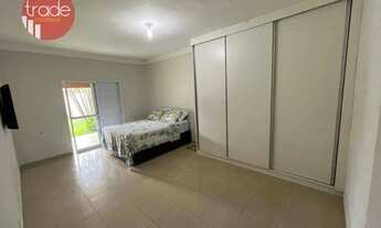 Imagem 7: Casa a venda no Bairro: Parque dos Flamboyans .O imóvel conta com 03 dormitórios, sendo 02