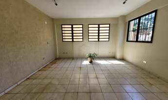 Imagem 3: Prédio para venda no Segismundo Pereira