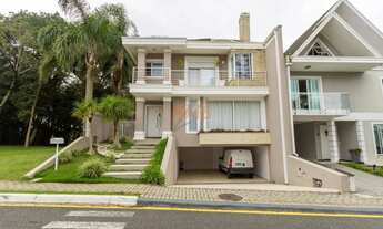 Imagem 2: Casa em Condomínio com 4 dormitórios à venda com 200m² por R$ 2.690.000,00 no bairro Orlea