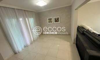 Imagem: Casa à venda, 3 quartos, 1 suíte, 3 vagas