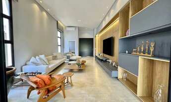 Imagem 4: Excelente casa térrea 04 suites com fundo para mata - condomínio Portal do sol green