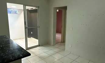 Imagem 3: COND. JARDIM BELA VIDA 1, térreo com gardem (quintal