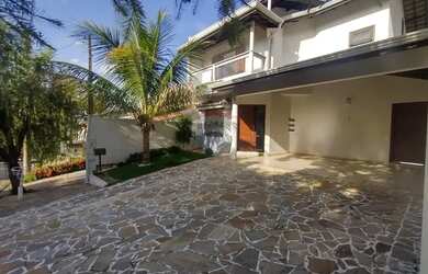 Imagem 2: Casa para locação, 4 dormitório, condomínio fechado e lazer completo no coração de Vinhedo