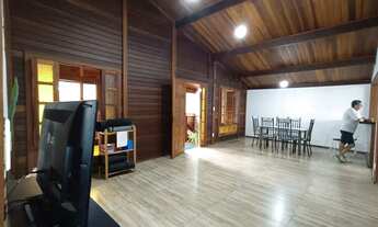 Imagem: Linda casa na melhor localização do bairro