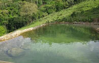 Imagem 7: Chalé mobiliado para venda em Nazaré Paulista com 2803m² de área de terreno e 145m² de áre