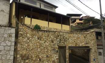 Imagem 4: Casa 3 quartos, 1 suíte, 3 vagas de garagem - Nossa Senhora de Lourdes - Juiz de Fora