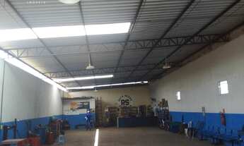 Imagem 3: Vendo excelente prédio (galpão) comercial e terreno na cidade de São Vicente Férrer - MA