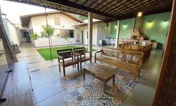 Imagem 4: A casa á venda, bairro Cariru Ipatinga MG - 417m2 com 3 quartos sendo 1 suite e 3 banheir