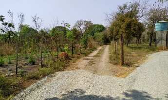 Imagem 4: áreas de 1.200 ? 1.400 e 1.800 metros