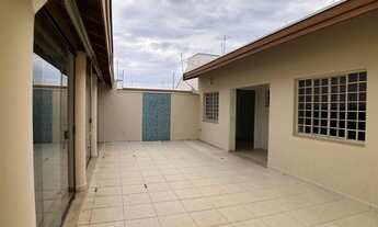 Imagem 3: Excelente sobrado para venda no Parque Franceschini, 5 Suítes e 1 Suíte master