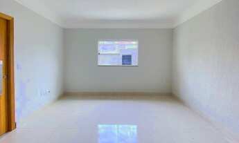 Imagem 2: Casa para Venda em Uberlândia, Jardim Aamerica, 3 dormitórios, 2 suítes, 3 banheiros, 2 va