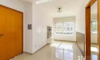 Imagem 2: Apartamento para venda com 40 metros quadrados com 1 quarto em Passo da Areia - Porto Aleg