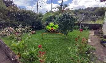 Imagem 2: Casa para venda com 735m² com 2 quartos e quintal no bairro Balança em Simão Pereira - MG