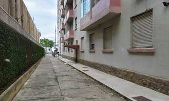 Imagem 2: Apartamento em predio frente mar com 64 metros quadrados vista lateral mar com 2 quartos