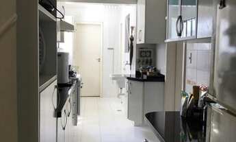 Imagem 3: Condomínio Costa Esmeralda - Apartamento reformado, com 105m²