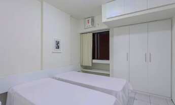 Imagem 6: Flat 302, 6º pavimento, com 2 quartos, próximo a praia. distando 8 minutos a pé mar