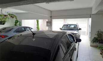 Imagem 7: Casa térrea, 07 vagas de garagem, 4 dormitórios, amplo quintal