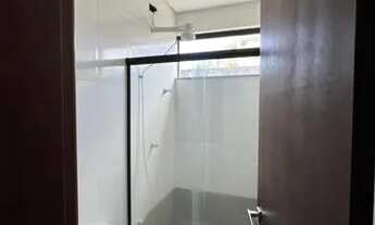 Imagem 4: Casa de condomínio para venda tem 310 metros quadrados com 3 quartos