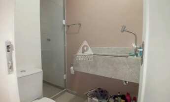 Imagem 7: Privilégio Imóveis Vende: Conjugado bem localizado próximo de comercio, transporte e