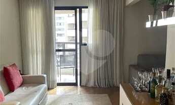 Imagem 2: BROOKLIN , MONÇÕES . Rua Nova York , reformado