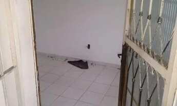 Imagem 4: Casa Rua Araçatuba - Trindade