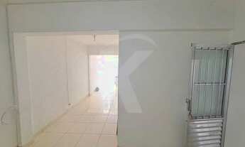 Imagem 7: Casa com 2 dormitórios, sala, cozinha, banheiro, área de serviço