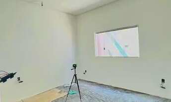 Imagem 2: Casa projetada / 03 suítes / 04 vagas de garagem / em fase de acabamento