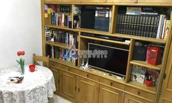 Imagem 3: Privilégio Imóveis Vende: Ótimo Conjugado dividido, em COPACABANA - RJ