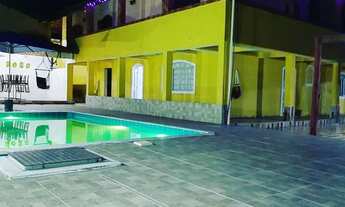 Imagem 4: Casa com piscina