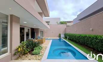 Imagem 7: CASA DE CONDOMÍNIO à venda CONDOMÍNIO FLORAIS DOS LAGOS - 4 quartos, 456m2 por R$5.500.00