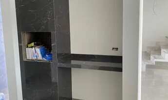 Imagem 5: Sobrado para Venda em Campo Mourão, Jardim Botânico I, 3 dormitórios, 1 suíte, 2 banheiros