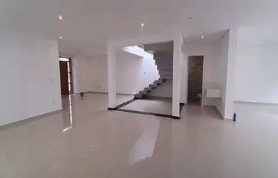 Imagem 2: Lindo Sobrado para Locação Cond. Ibiti Royal 262m² 3 Suítes Área Gourmet e Piscina - Soroc