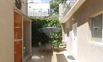 Imagem: Sobrado em localização nobre com muito