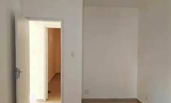 Imagem 2: Alugo excelente apartamento com 02 dormitórios no Embaré em Santos