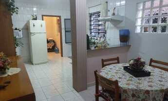 Imagem 5: Casa para venda tem 104 metros quadrados com 3 quartos