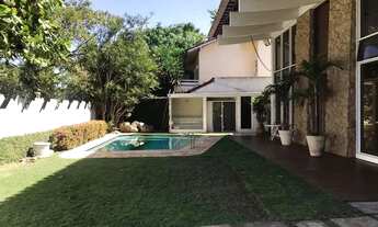 Imagem 2: Casa de condomínio sobrado para aluguel tem 480 metros quadrados com 5 quartos