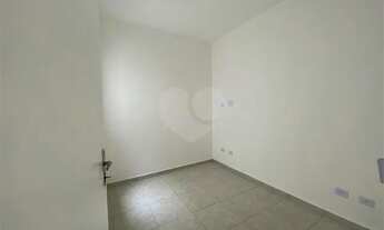 Imagem: Sobrado em condomínio fechado com 2 dormitórios