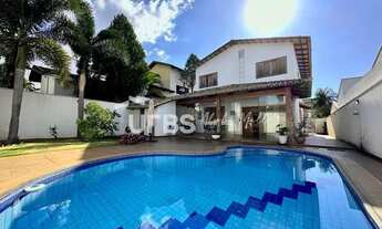 Imagem: Ótimo sobrado no Portal do Sol I com 212m²