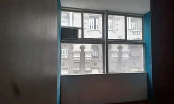 Imagem 6: Prédio localizado na Praia do Flamengo, apartamento 3 qts/com armários, banheiro social, c