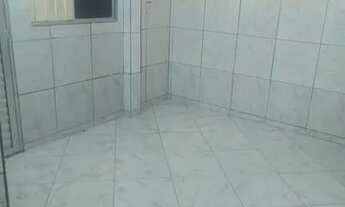 Imagem 5: Alugo casa com 2/4 primeira casa do corredor incluso água