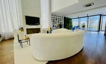 Imagem 7: Casa de celebridade a venda em condomínio fechado com 525 m² com 4 suítes, impecável com