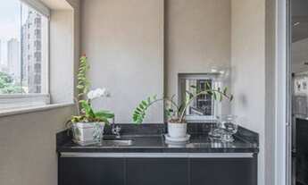 Imagem 7: Apartamento para venda possui 365 metros quadrados com 4 quartos em Aclimação - São Paulo