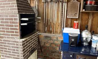 Imagem 7: Casa residencial semimobiliada, com 3 quartos, 1 banheiro e 2 vagas de garagem