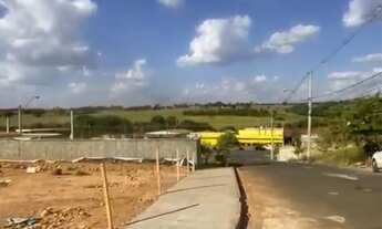 Imagem 4: Esquina formada por 3 terrenos - Colina Azul Residencial!