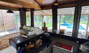 Imagem 2: Sítio Pronto para Morar ou Lazer - Piscina, Varanda e Porteira Fechada