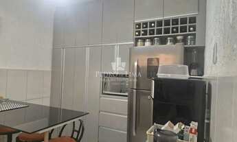 Imagem 4: Salão Comercial com moradia na sobreloja e nos fundos mais duas casa com 4 vagas de garage